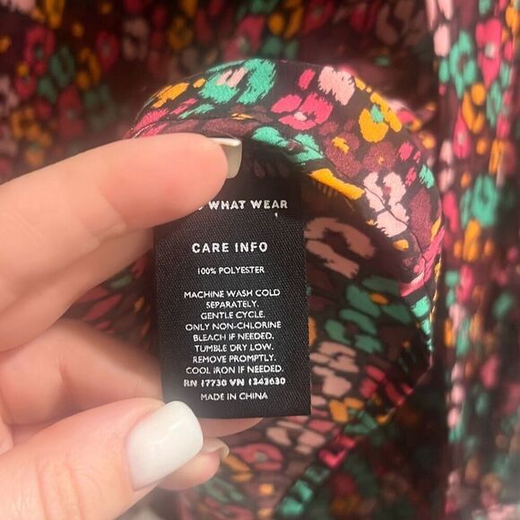 ✨Who What Wear Women's Balloon Long Sleeve Bow Cheetah Sz Large Blouse✨ - Picture 9 of 9